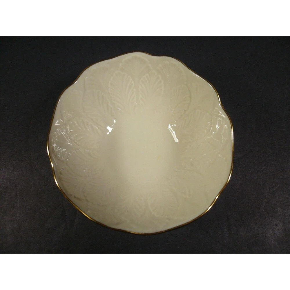 Small Lenox Beautiful Ivory Color Bowl Gold Rim Leaf Design 4 1/2